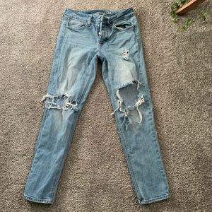 American Eagle Tomgirl Jeans